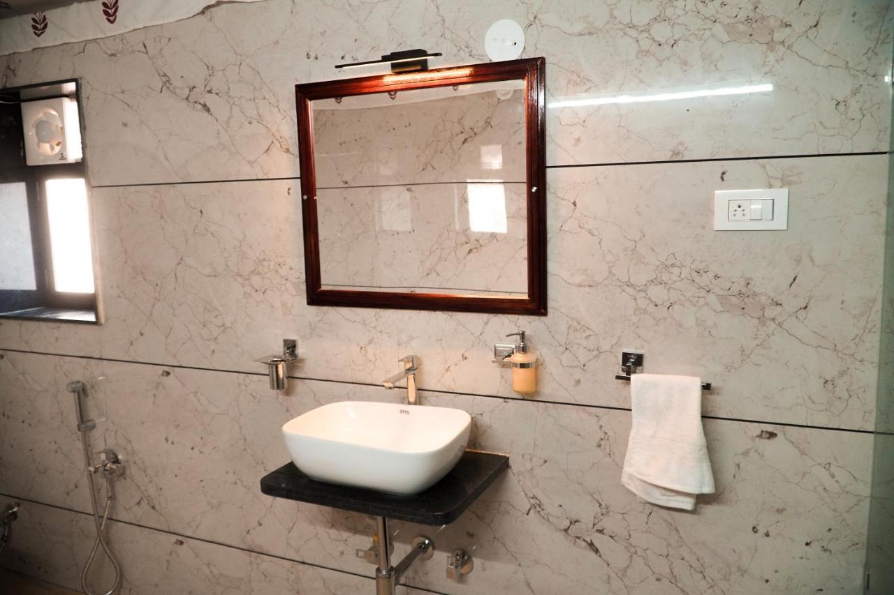 Jawai Empire Resort By Premier Hotels Pāli Esterno foto