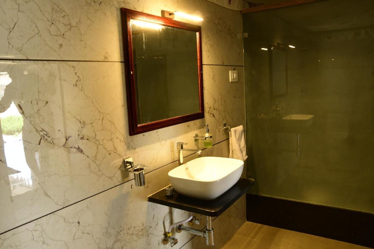 Jawai Empire Resort By Premier Hotels Pāli Esterno foto